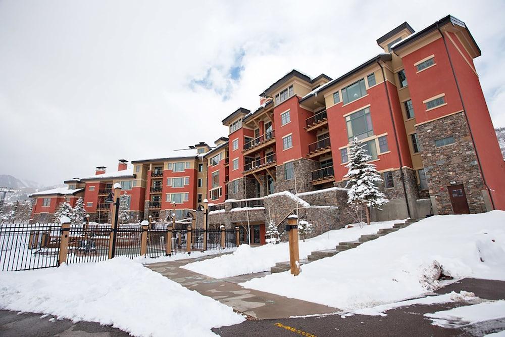 Raintree's The Miners Club Park Park City